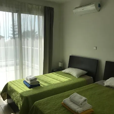 Coral Bay 4, Walking Distance To Coral Bay * Peyia